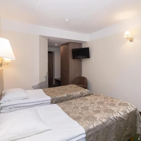 St. Barbara Hotell 3*