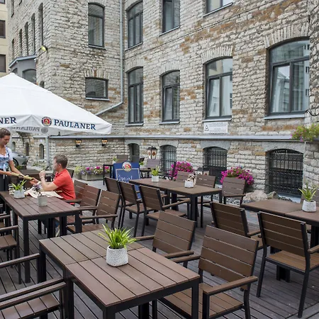 세인트 바바라 호텔 3*