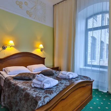 세인트 바바라 3*